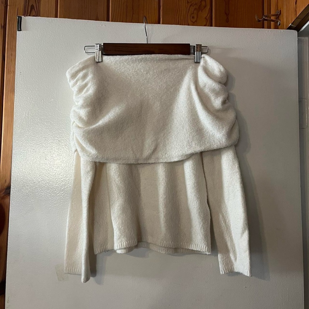 abercrombie and fitch fold over sweater!